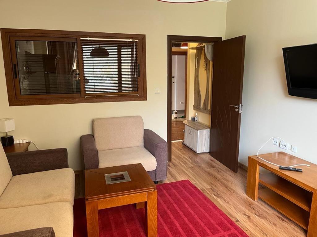 Ski Zone At Gondola, Perfect One Bdrm, Fast Wifi, Netflix, Quiet, Warm บันสโก ภายนอก รูปภาพ
